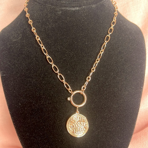 Ettika medallion choker front closure chunky necklace - Picture 2 of 7